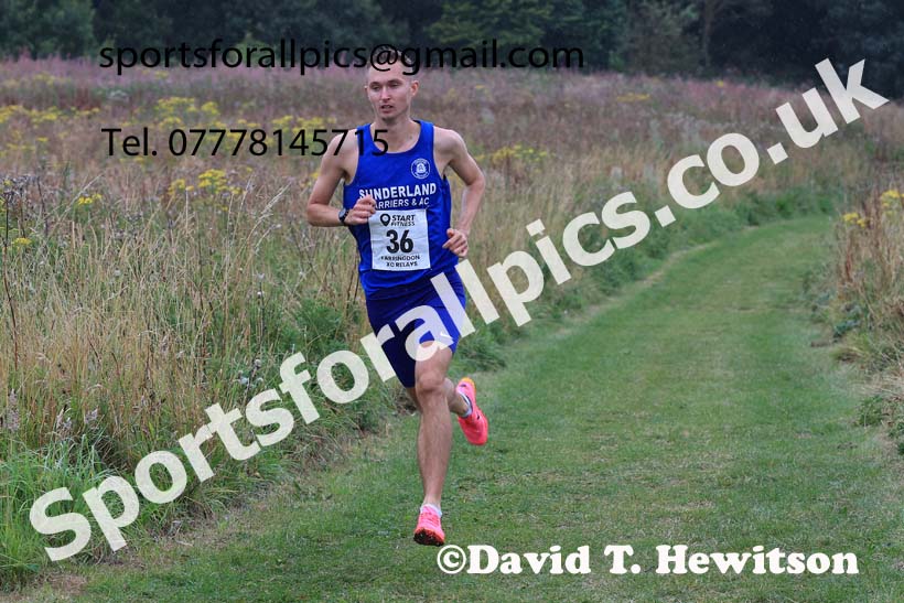 Senior Men and Veterans Relay, 2024 Sunderland XC Relays.  Photo: David T. Hewitson/Sports for All Pics